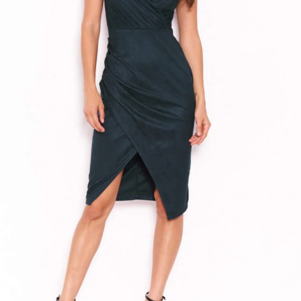 Chic Black Midi Dress